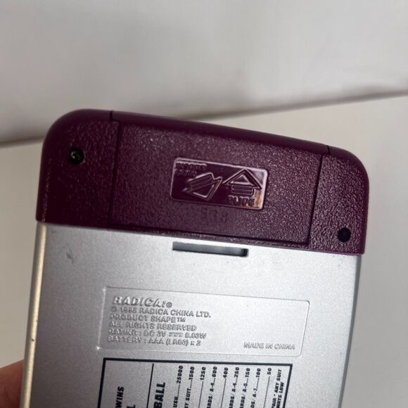 VTG Radica Big Screen Poker Electronic Handheld Game 1995 WORKS - Picture 13 of 14